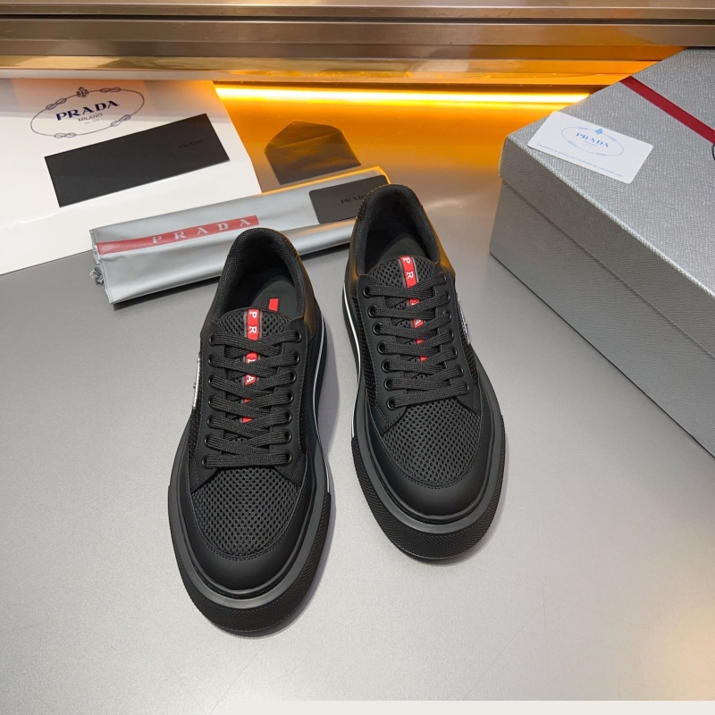 Pra*a casual shoes